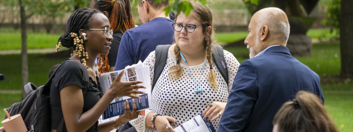 Faculty and students at study abroad fair