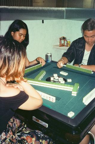 Friends of CWRU student playing Mahjong