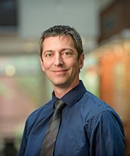 Kevin Lewis Headshot