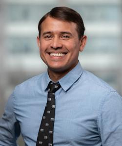 Roberto Martinez headshot