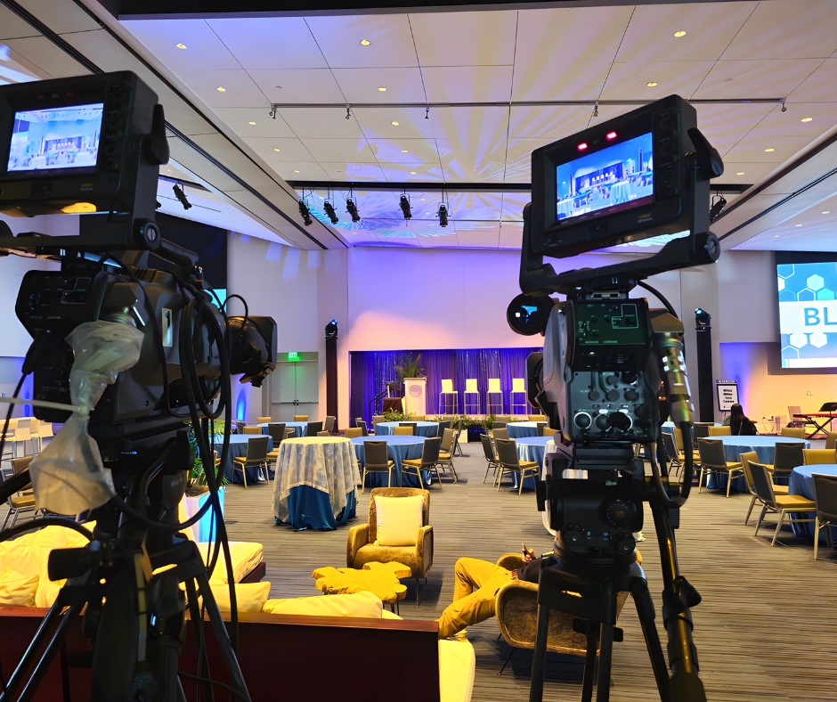Cameras facing stage