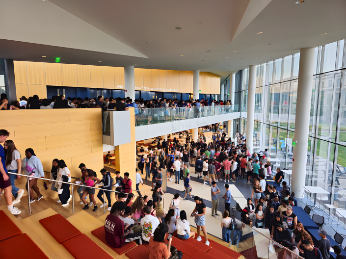 Commons full of kids - job fair