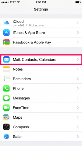 Iphone Settings screen with mail, contacts, calendars field highlighted