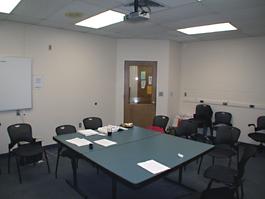 School of Medicine empty room for TEC display, alternate view