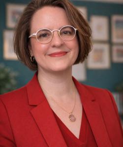 portrait of Lindsey Godwin