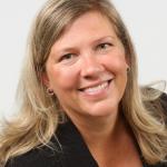 Headshot photo of Weatherhead Alumna Patti Schaar