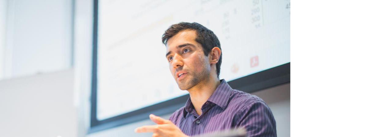 Professor Jose Olavarria lectures in class