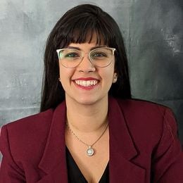 Gabriela Cuconato headshot