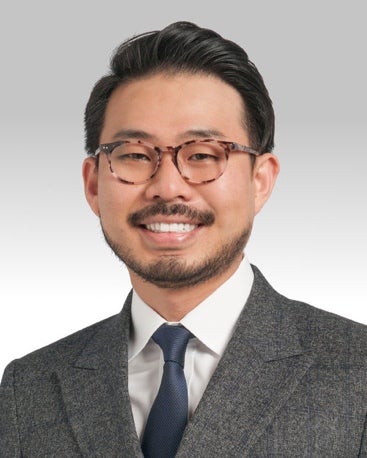 Portrait Photo of Dr. Tae-Hyun Hwang