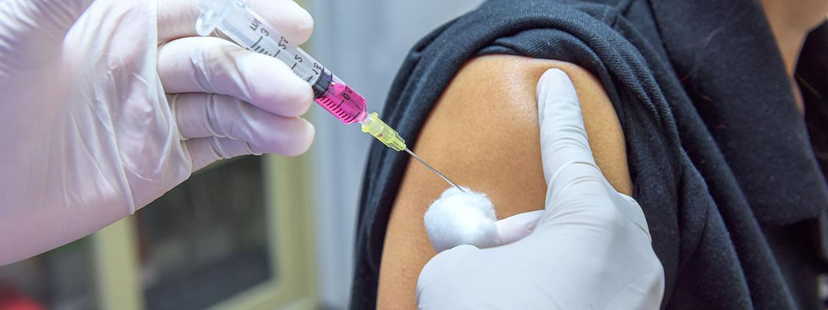 administer vaccination
