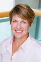 Headshot Mary Ann Dobbins