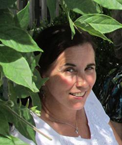Kristine Kelly headshot